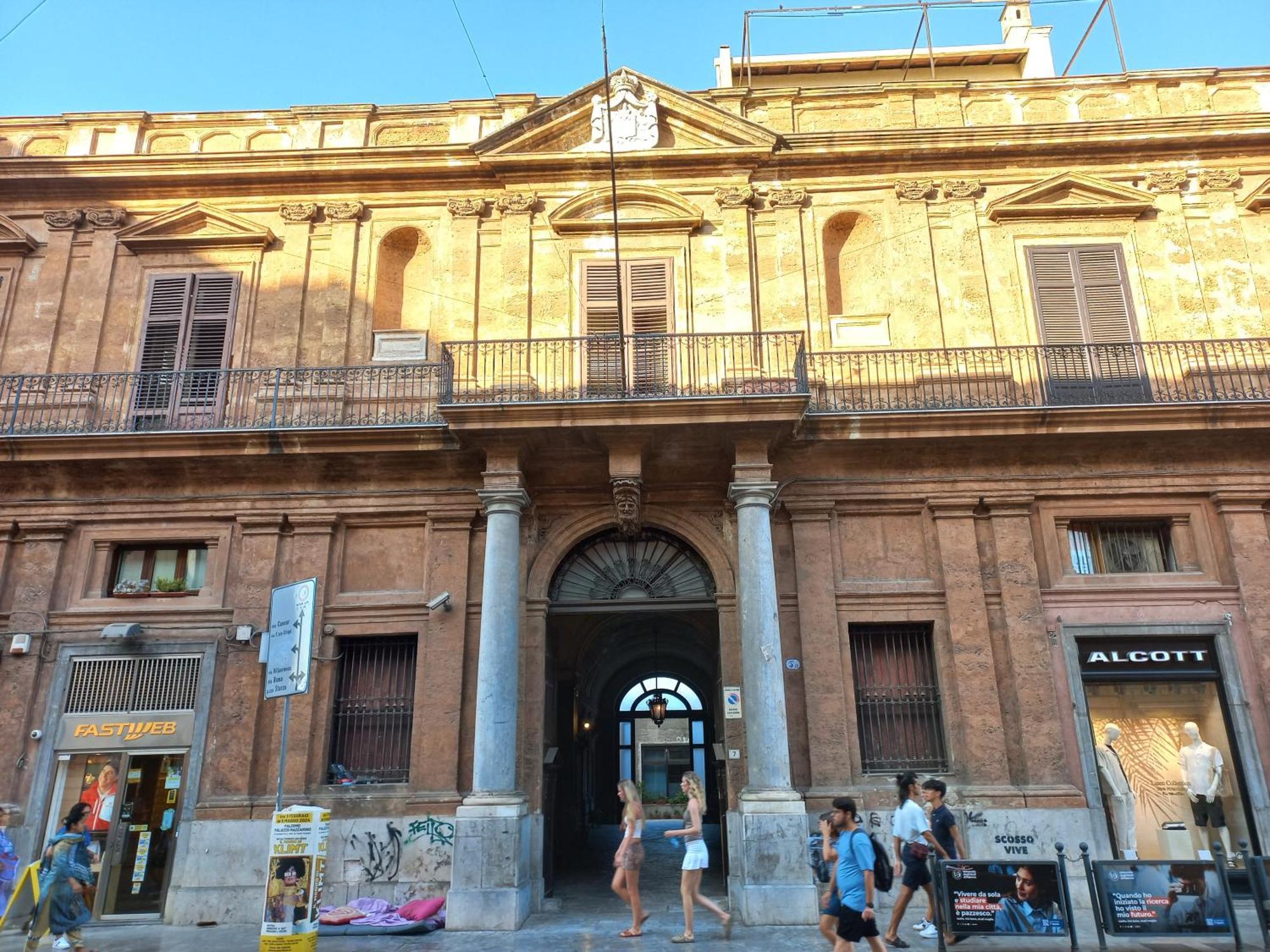 Al Palazzo Del Principe Al Massimo Lägenhet Palermo Exteriör bild