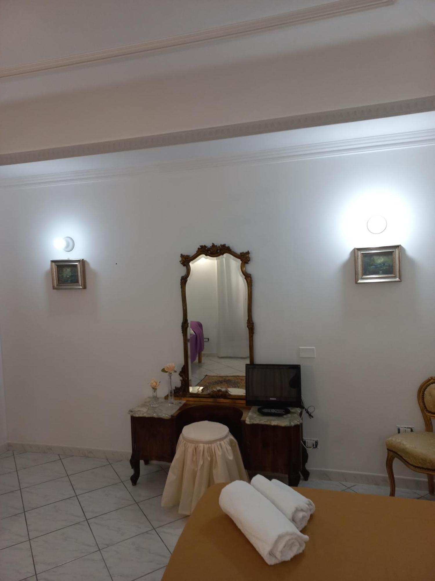 Al Palazzo Del Principe Al Massimo Lägenhet Palermo Exteriör bild